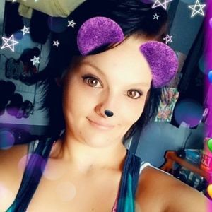 Meet your Posher, Kendra